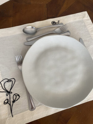 Jogo Americano Bordado Jardim Tulipa e Caracol